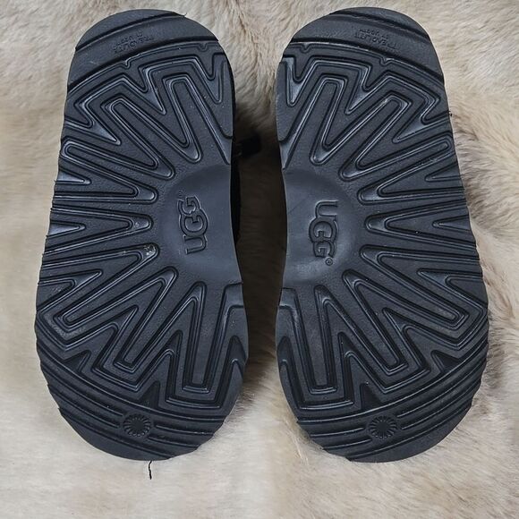 UGG NEUMEL II BLACK SUEDE BOOTS, SIZE 10 - Picture 7 of 11